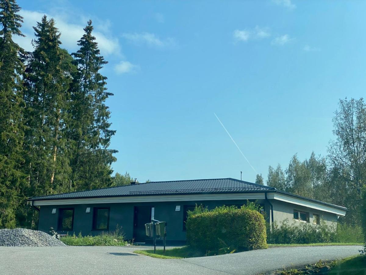 Idyllic Villa Unikko With Jacuzzi And Sauna Pori Zewnętrze zdjęcie
