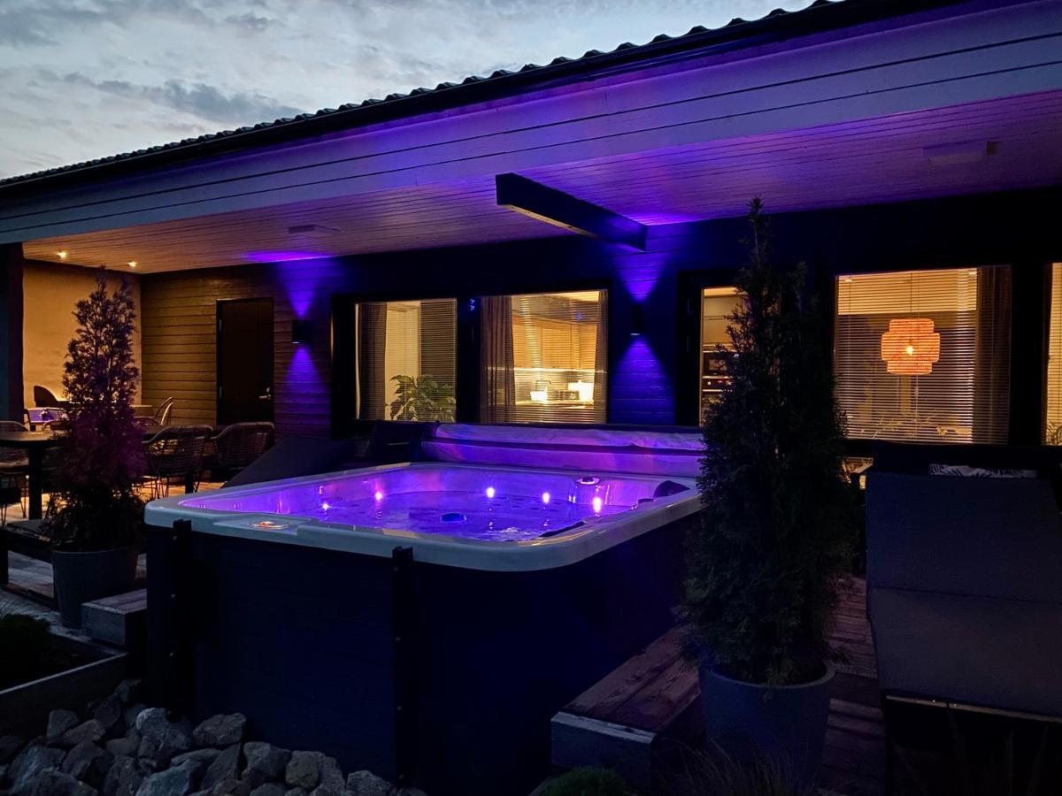 Idyllic Villa Unikko With Jacuzzi And Sauna Pori Zewnętrze zdjęcie